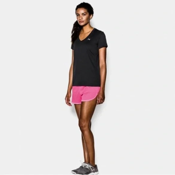Woman’s Under Armour UA tech V-Neck - Picture 5 of 11